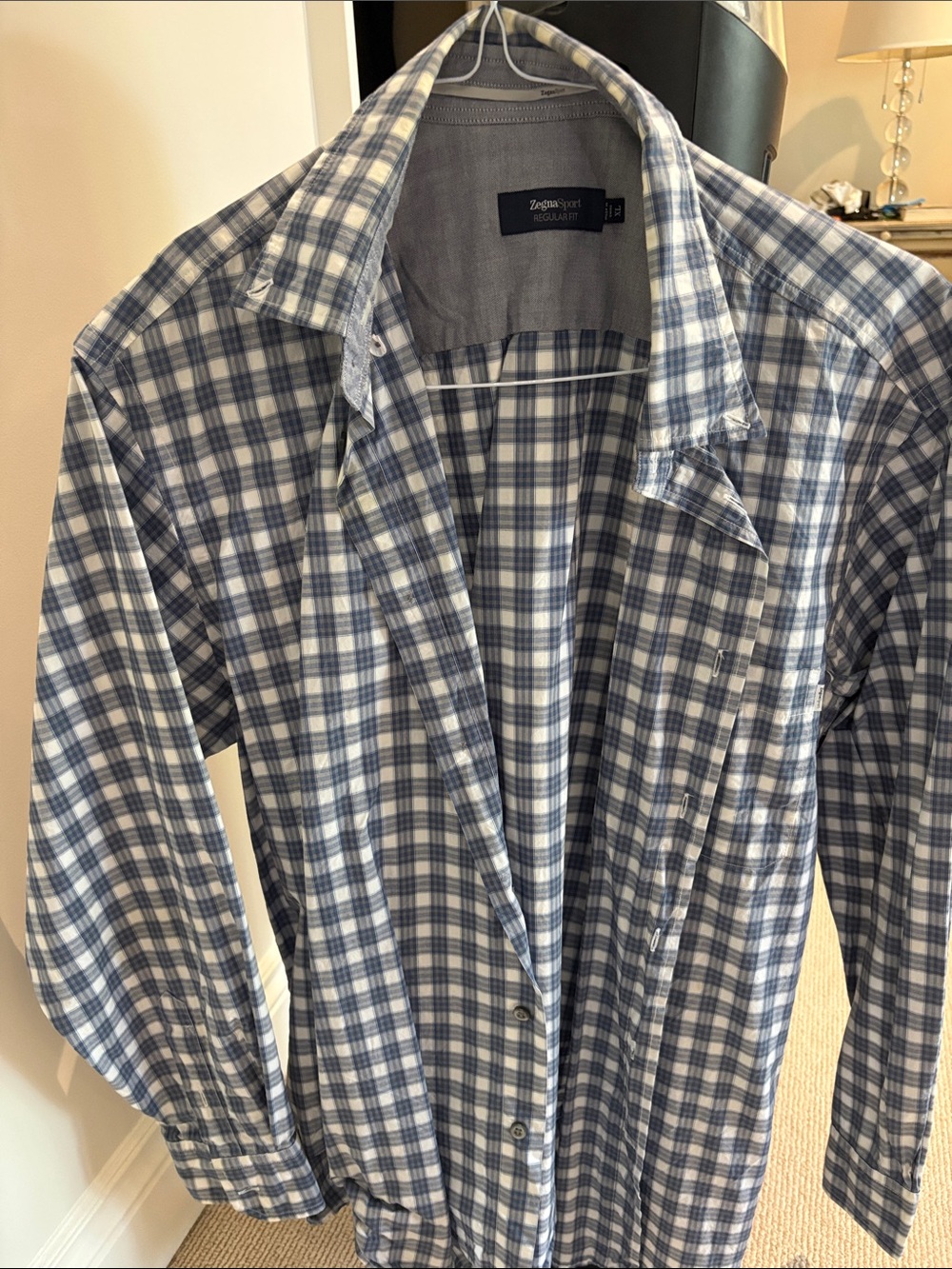 Men's Blue & White Plaid Casual Button-Down Shirt